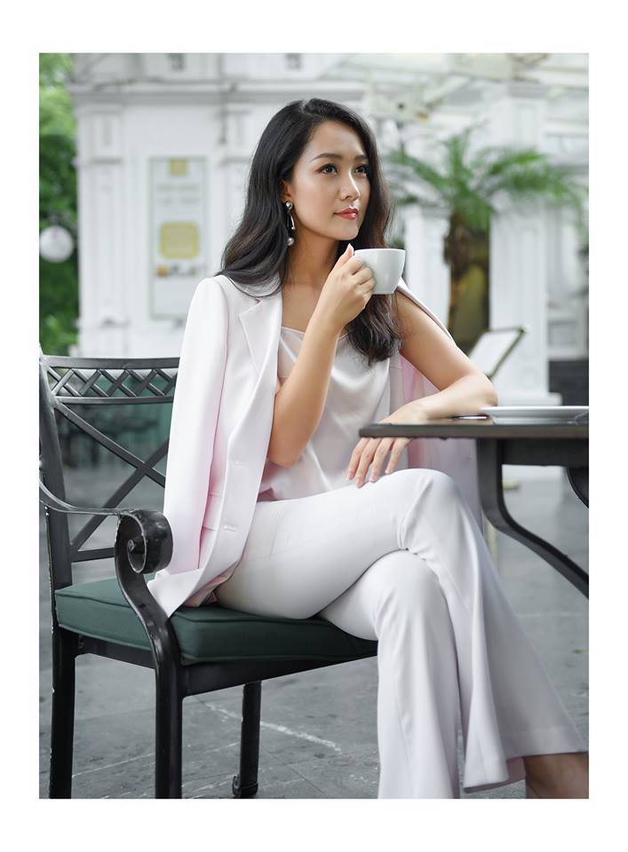 Hình ảnh gợi cảm hiếm thấy của MC thời sự từng thi hoa hậu Hình ảnh gợi cảm hiếm thấy của MC thời sự từng thi hoa hậu
